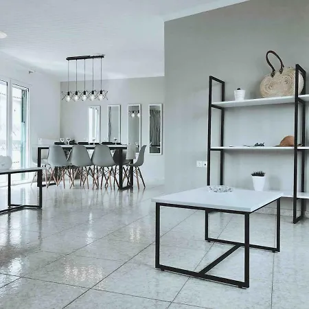 Apartment Appartamento Centrale *
